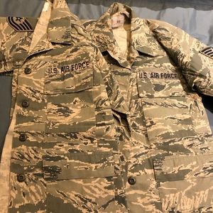Military uniform - top only 8-short